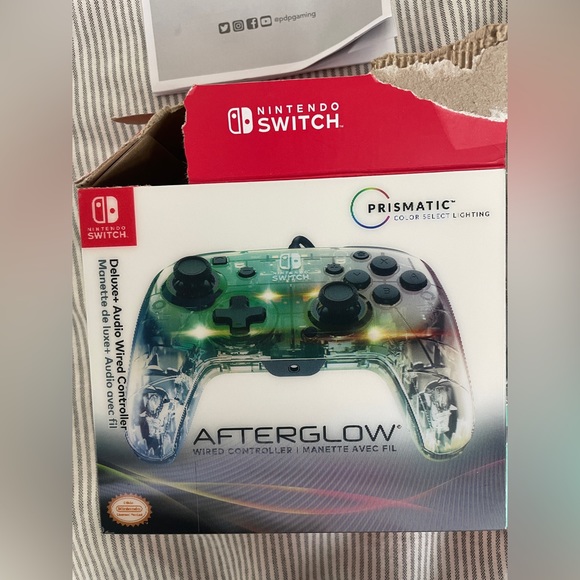 Nintendo Switch Afterglow Wired Controllers - Picture 3 of 4